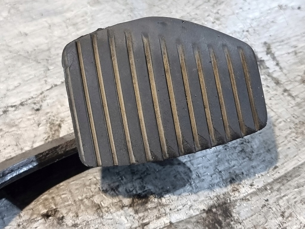 фото №9, Педаль тормоза citroen berlingo i lift 1.6 hdi