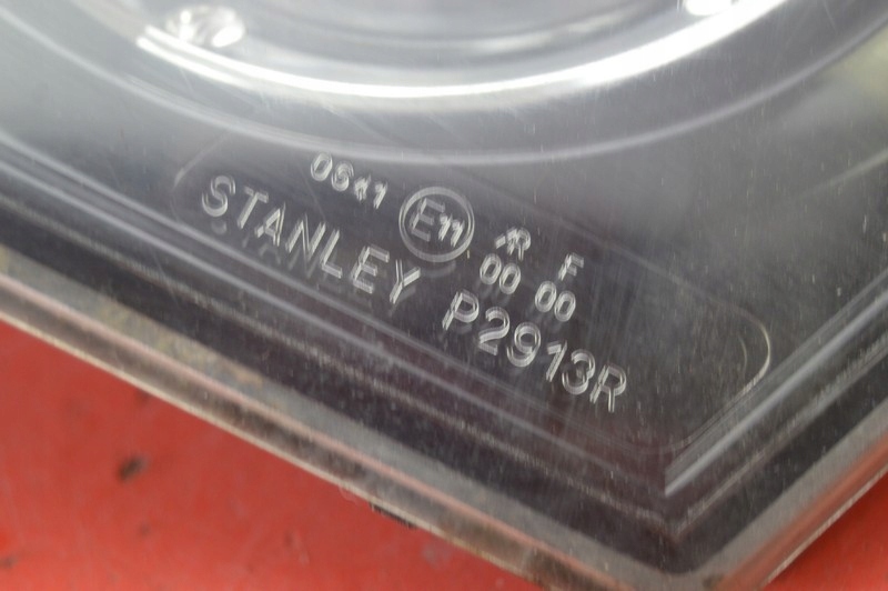 фото №8, Лампа права задня задня p2913r mazda 3 1 i bk 5d hb lift 06-09