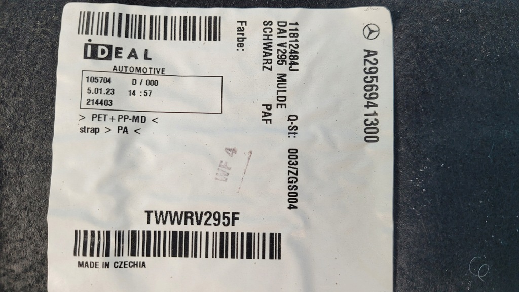 фото №10, Mercedes eqe w295 350+ 23r обшивка багажника a2956941300