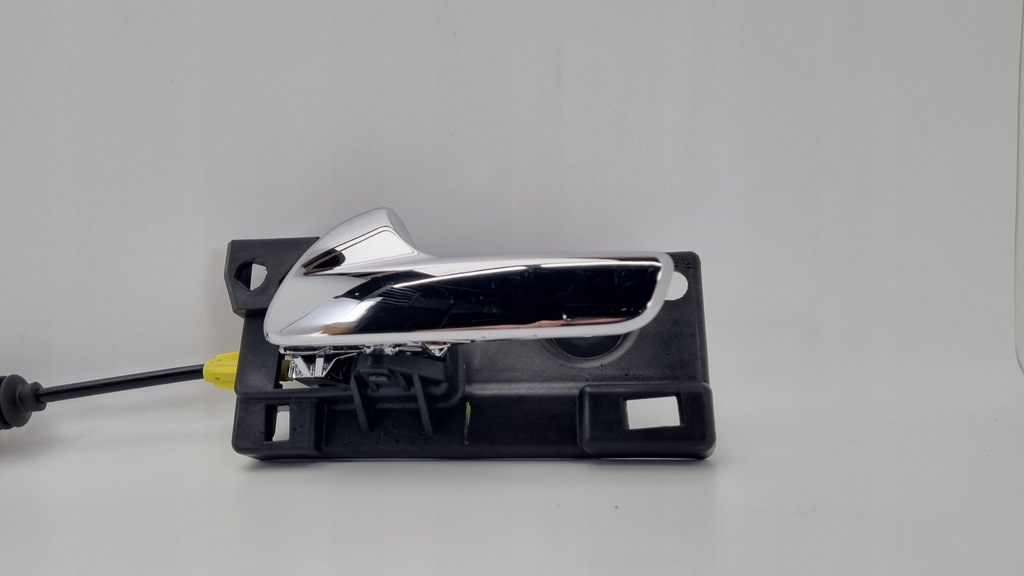 фото №6, Jeep grand cherokee wk2 lift dodge durango ручка внутренняя левый задняя