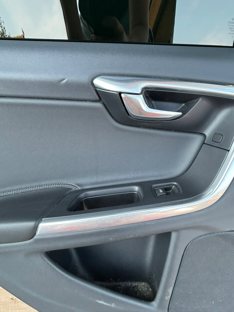 фото №7, Дверь левый задняя левая volvo v60 i полный