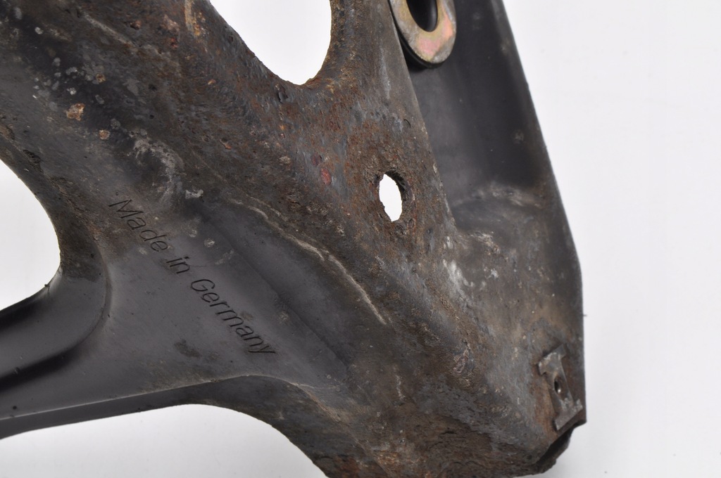 фото №6, Porsche 911 997 3.6 кронштейн кронштейн радиатора левая 99710615501