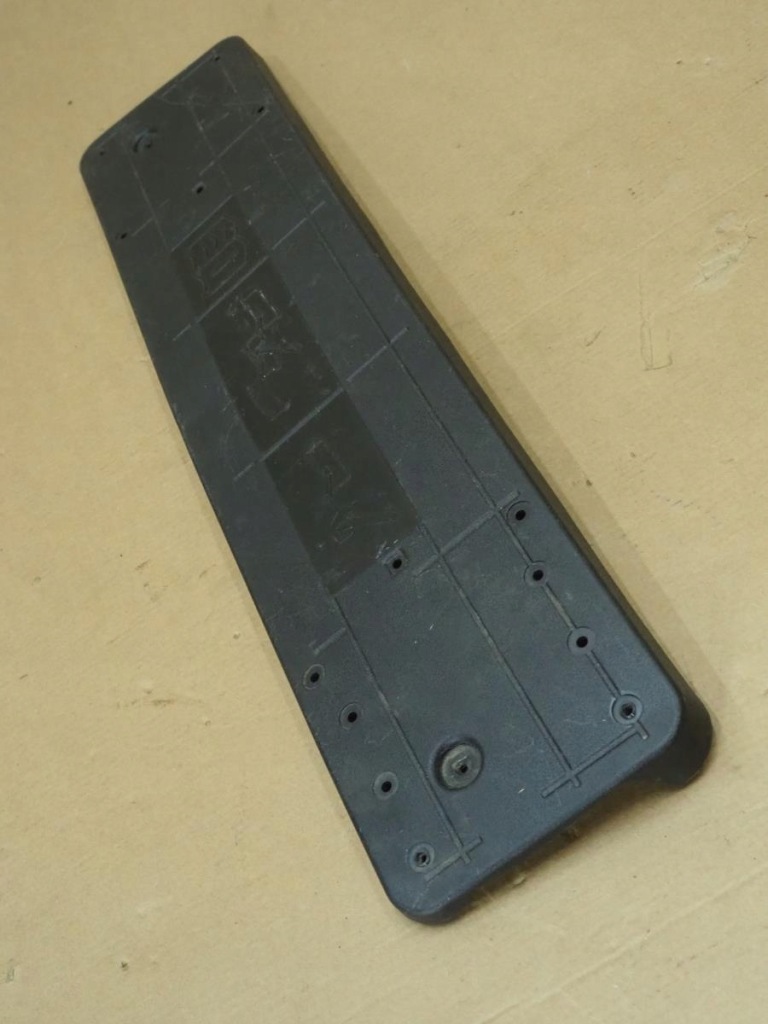 Купить Mercedes eqe рамка pod номерной знак перед a2958855700