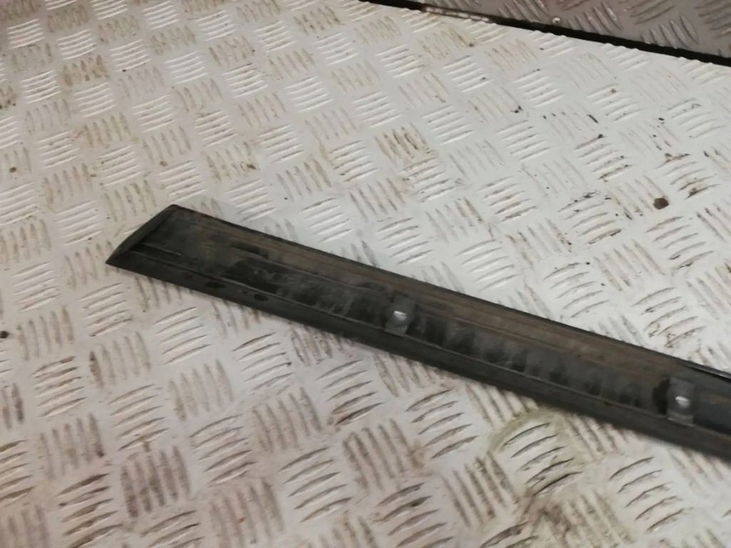 фото №7, Peugeot 207 cc lift молдинг дверь правая