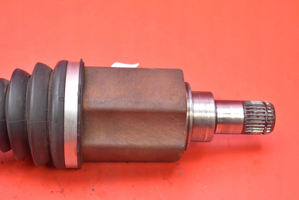 Приводной вал левая перед механическая коробка передач 7591681 bmw x1 e84 2.0 d 184 km xdrive 12-15 Киев