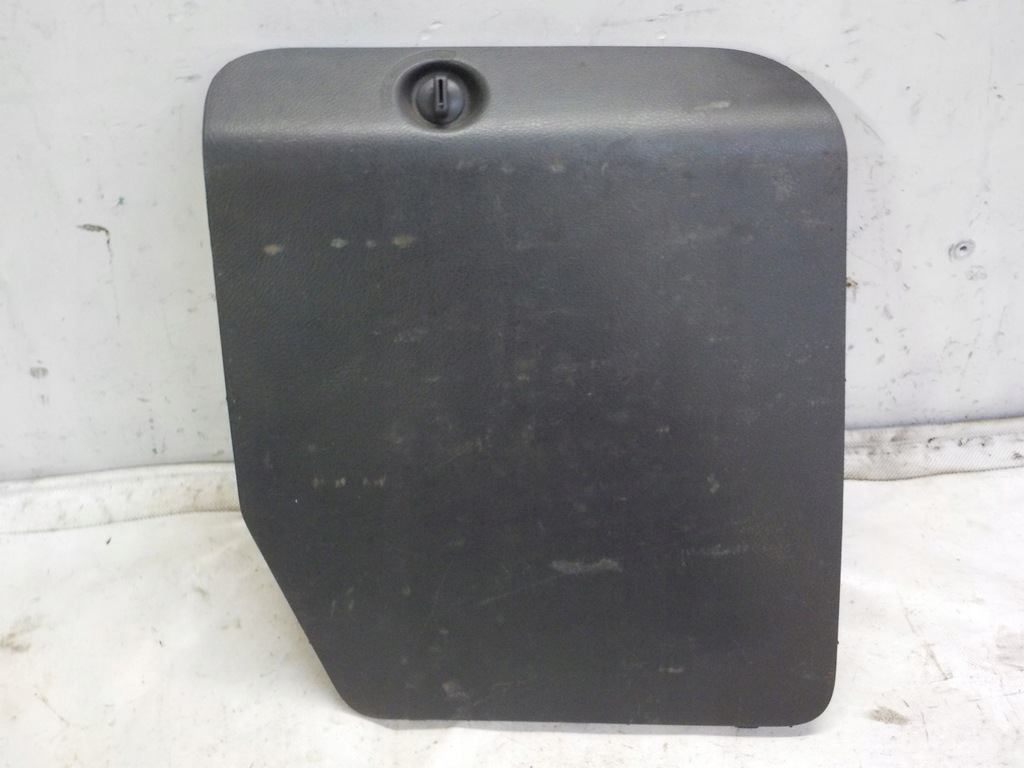 фото №1, Frontera b заглушка багажника