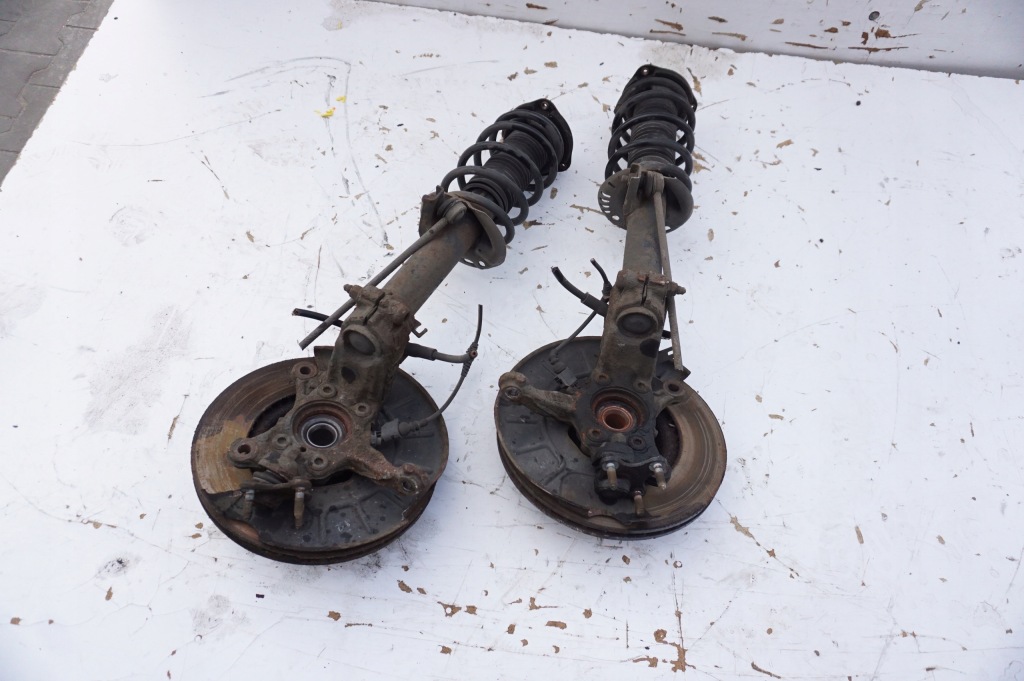 фото №1, Mcperson левый перед skoda superb 2 2.0 tdi