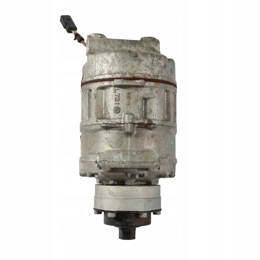 фото №12, Audi s5 8t бензин насос компрессор кондиционера a/c 8k0260805h