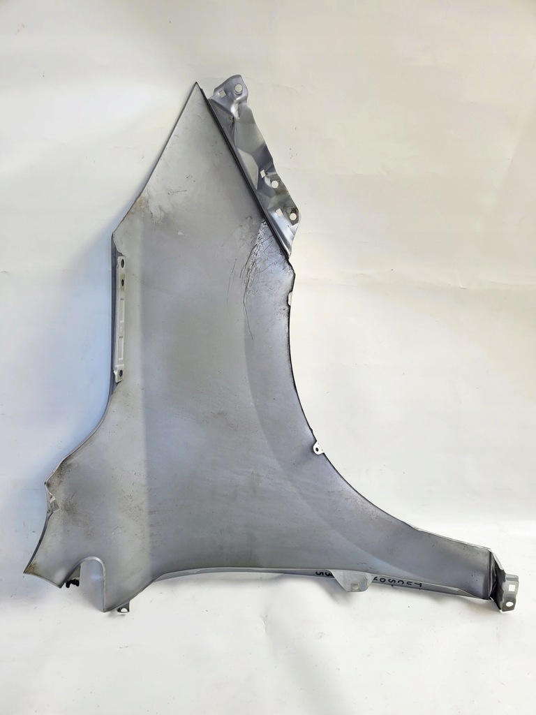 фото №10, Крыло левый / правый hyundai tucson 2 / ix35 09-15