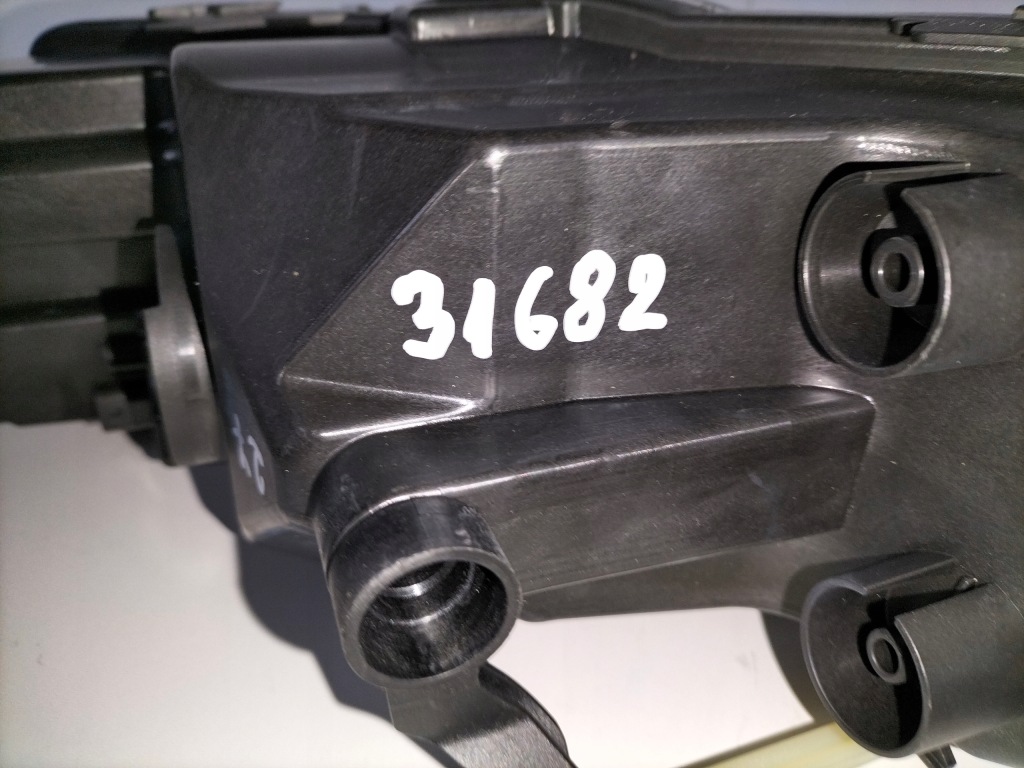 фото №6, Протитуманна фара лампа правий skoda rapid 12-17