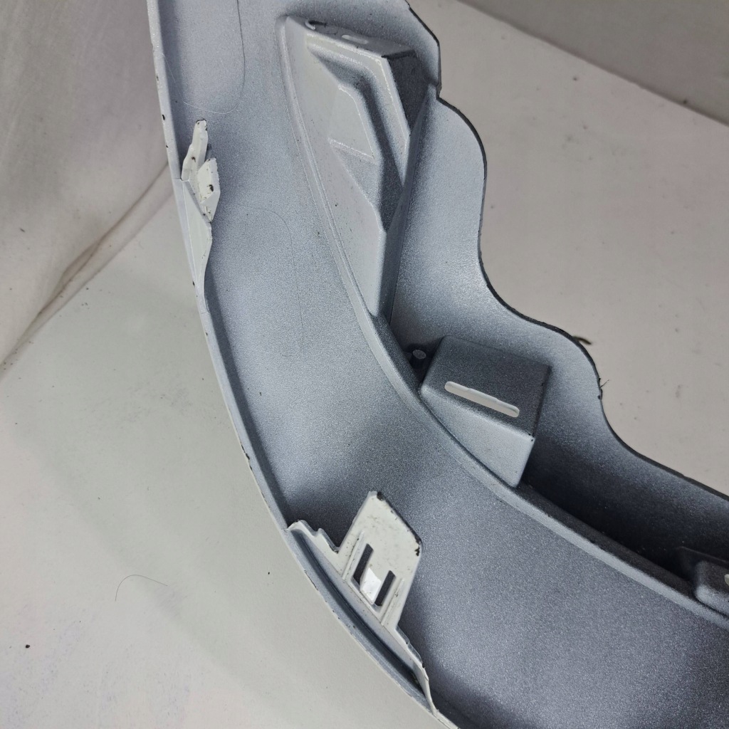 фото №11, Toyota corolla e210 e21 молдинг нижняя бампера заднего 52453-02190