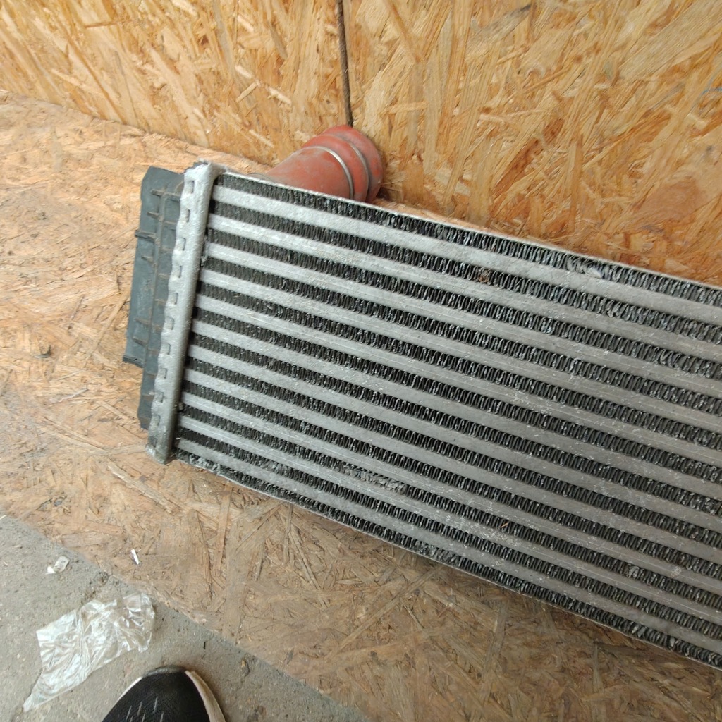 Купити Інтеркулер радіатор bmw 7605664