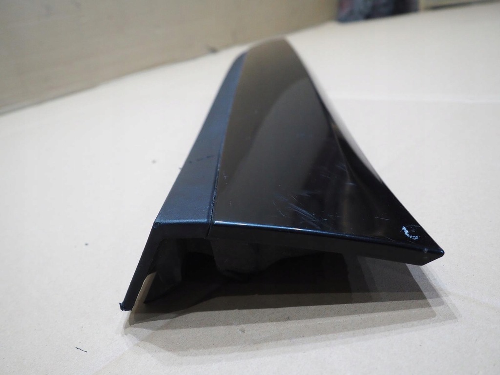 фото №15, Jaguar e-pace молдинг двері права перед ładna