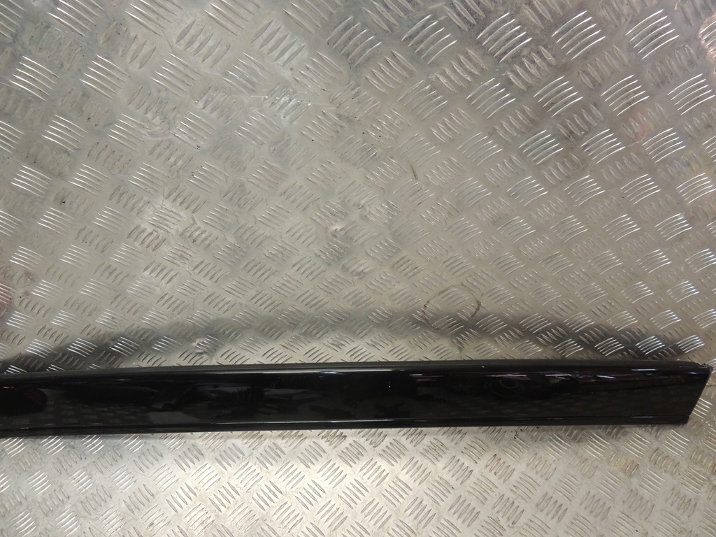 фото №7, Mercedes w205 cabrio спойлер молдинг a2056702701