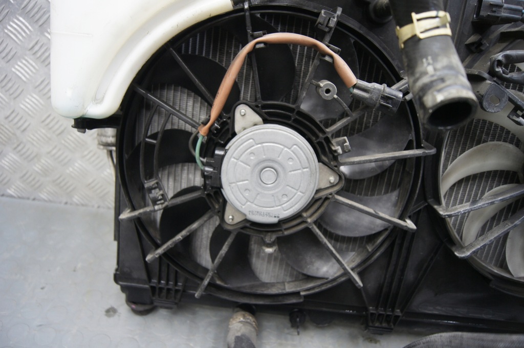 фото №11, Радіатор вентилятори wody кондиціонера 2.2 d 4x4 outlander iii