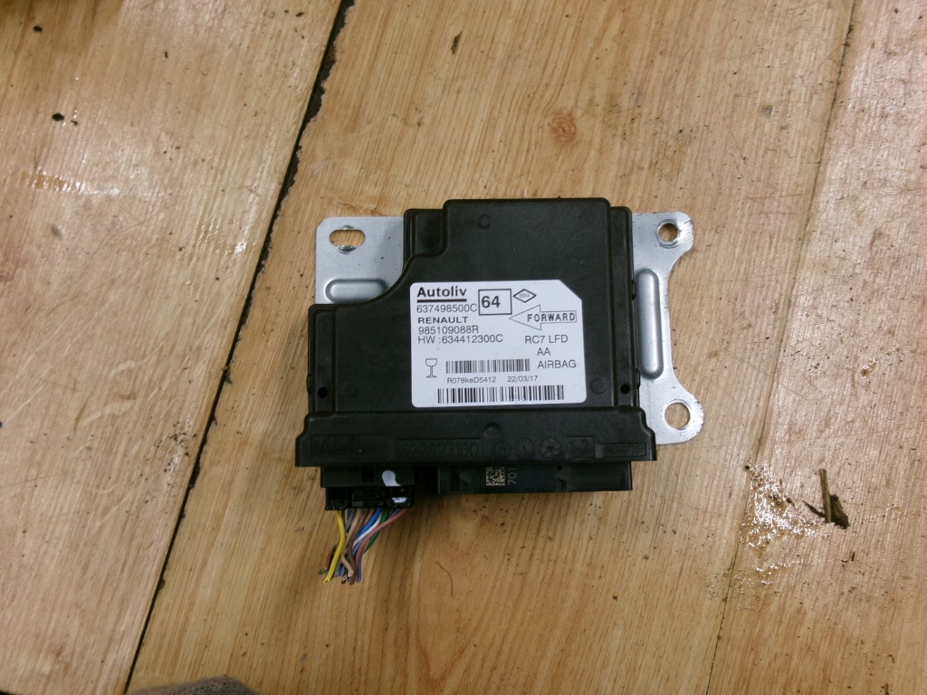 Купити Renault talisman датчик подушок air bag 985109088r