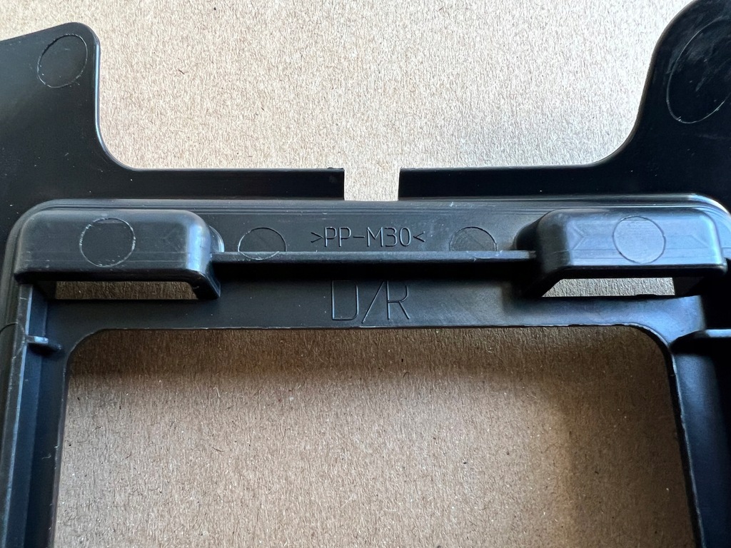 фото №12, Opel astra l кронштейны крепления датчиков pdc w задний бампер nowe org