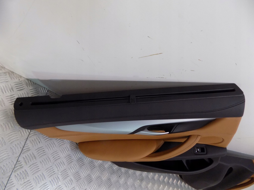 фото №6, Bmw x6 f16 оббивка обшивки двері шторка