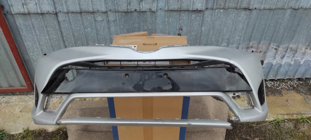 фото №1, Бампер перед toyota avensis t27 lift 2015-