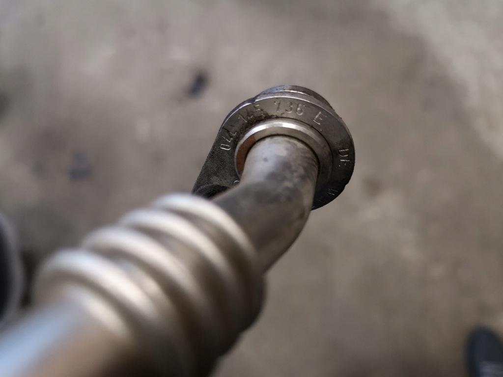 фото №7, Audi a3 8v 2.0 tdi трубка шланг egr 04l145735e