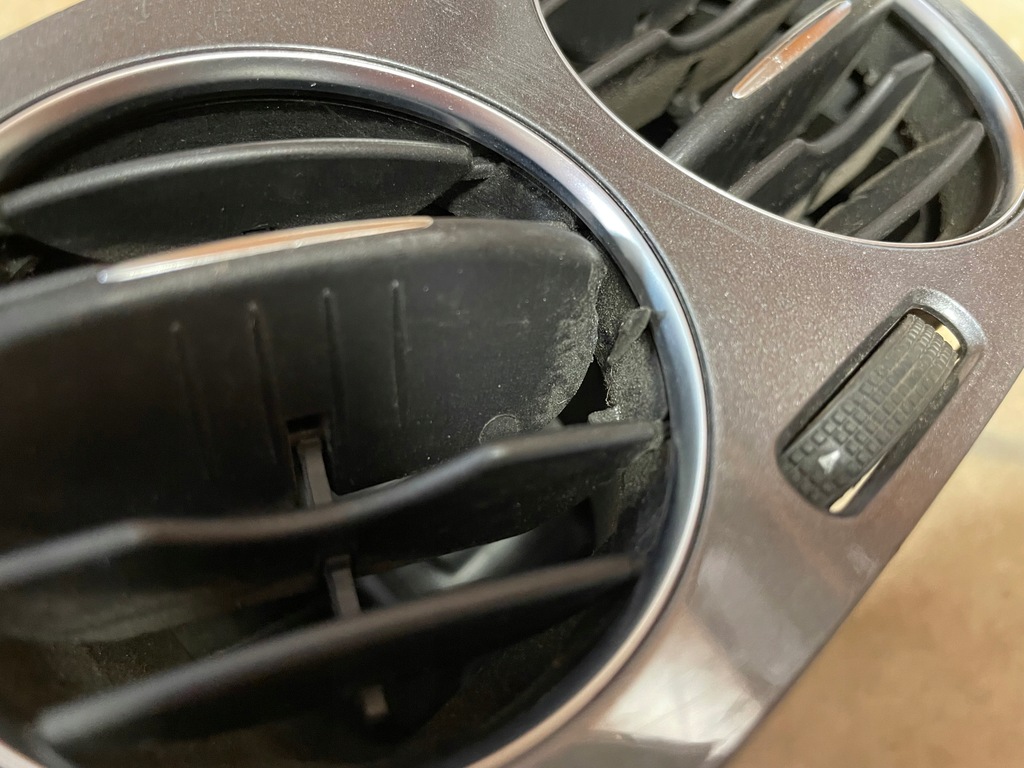 фото №5, Решётка обдув volkswagen 5n0819703a