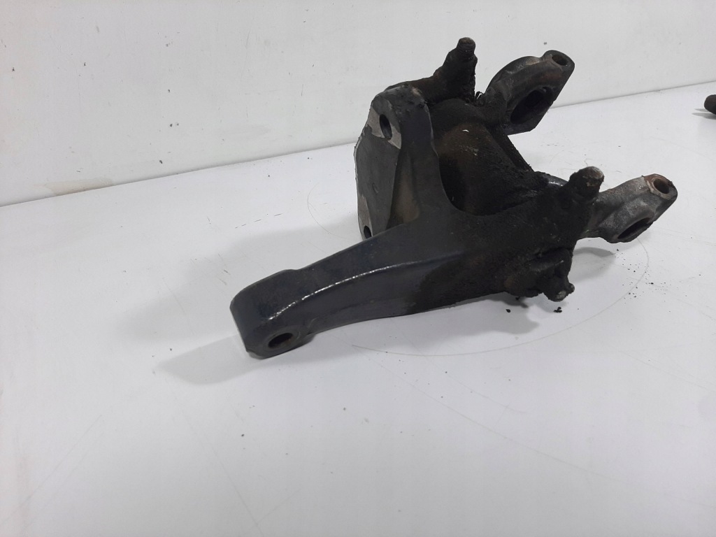 Scania r410 euro6 poj 12742 302kw 14r кронштейн кронштейн рессора 1739454 Доставка