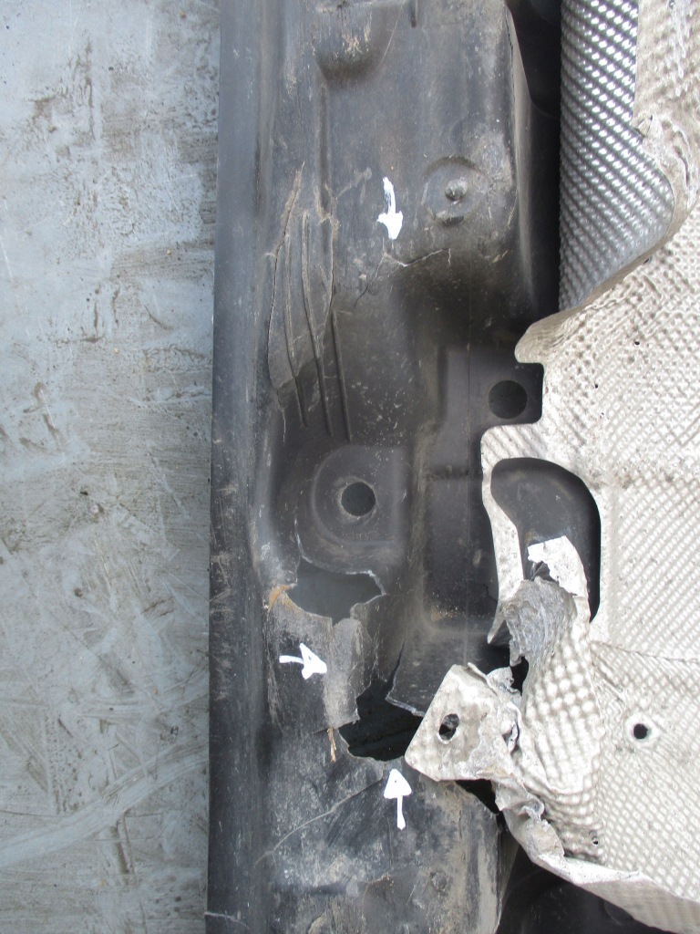 Накладка теплова mercedes w245 Недорого