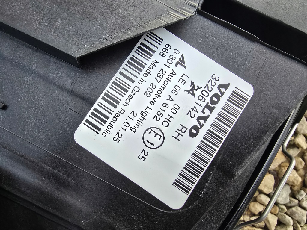 фото №8, Лампа права перед volvo v50 lift s40 32206142