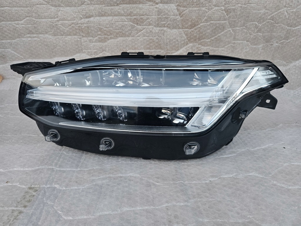 фото №1, Volvo xc90 ii лампа ліва full led 31656987