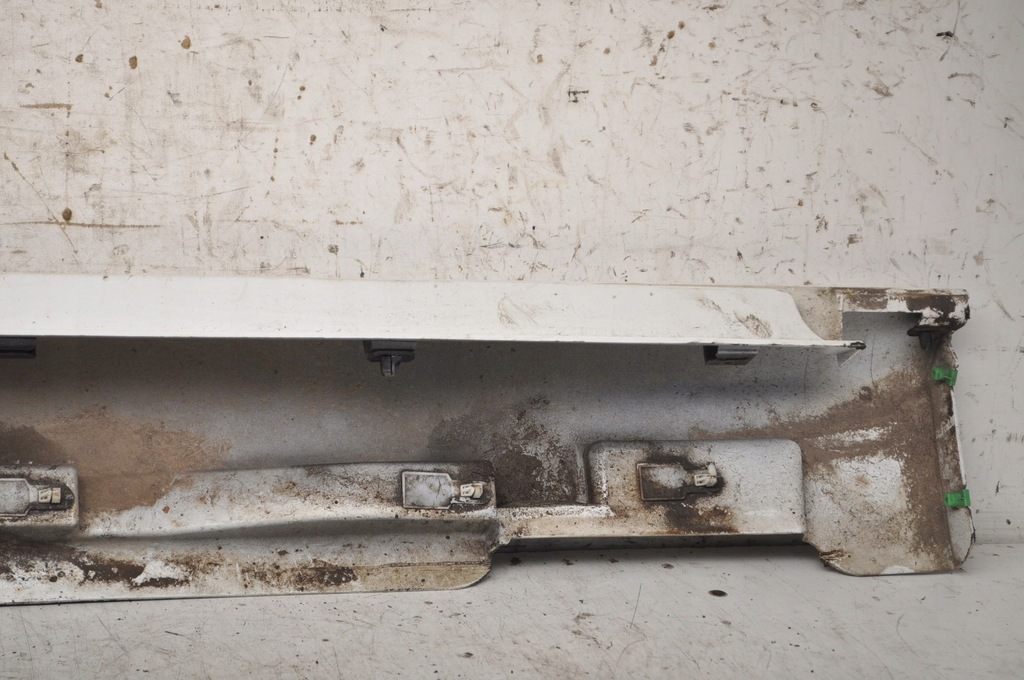 фото №8, Volvo v40 ii молдинг накладка поріг ліва 31395042