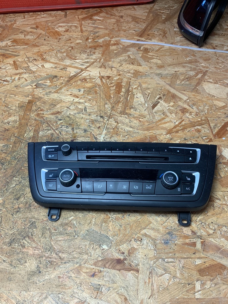 фото №1, Bmw f30 f36 f34 панель кондиціонера радіо 9287341