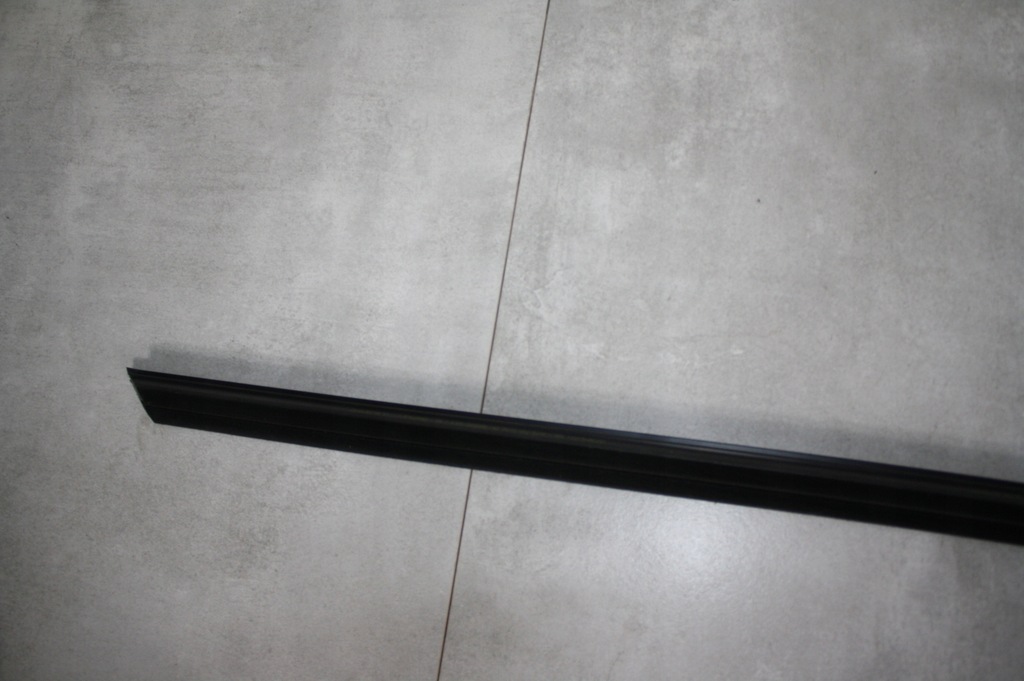 фото №4, Mercedes r172 молдинг стекло левый перед a1727200124