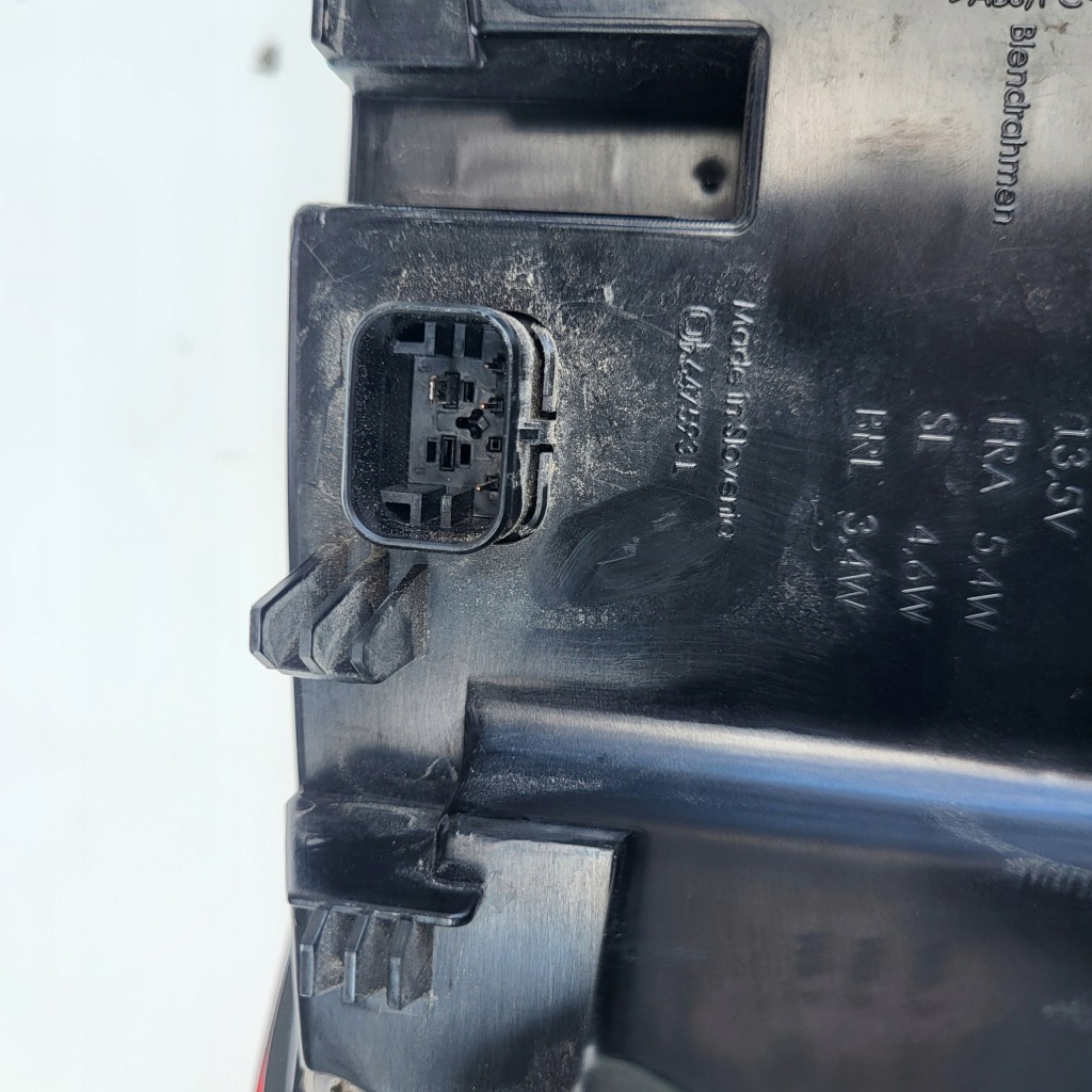 фото №12, Bmw 1 f40 19r+ левая лампа задняя