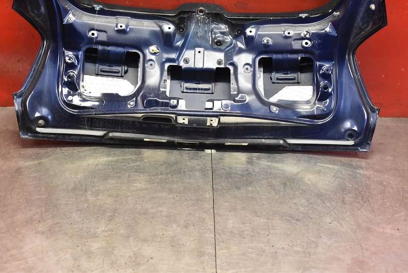 Кришка багажника задній задня ssangyong tivoli 16r в Україні