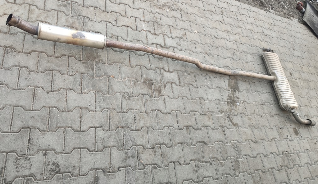 фото №1, Выхлоп гаситель bmw 2 f46 1.5 b