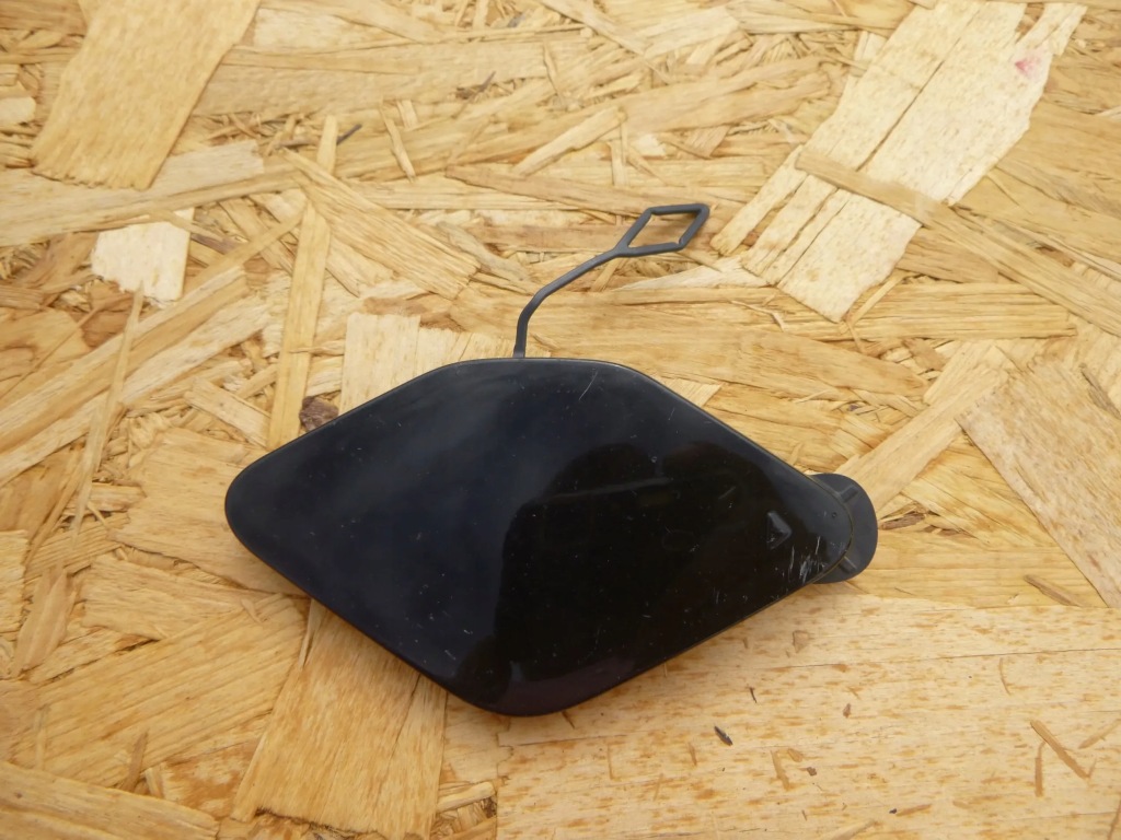 фото №1, Bmw f30 f31 lift заглушка фаркоп hak бампер перед 51117386141