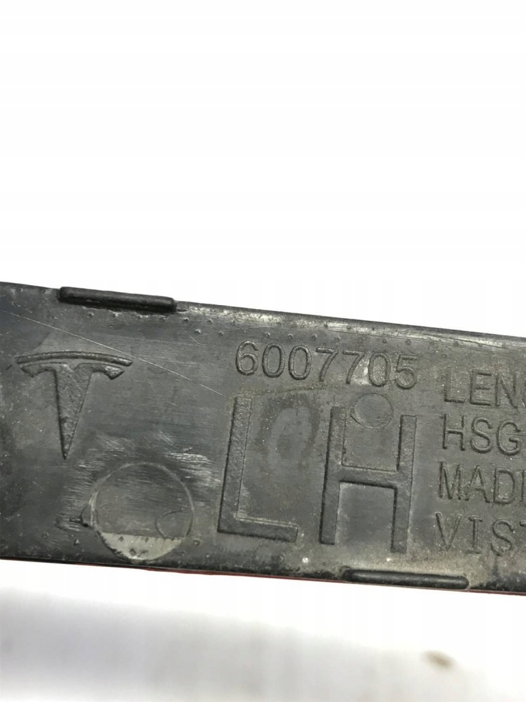 Tesla model s відбивач бампера лівий задній 6007705-00-c Київ