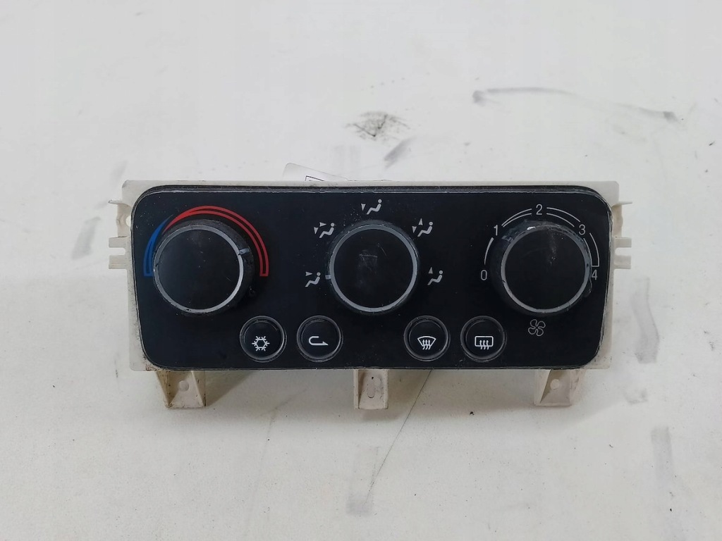 Панель обдув alfa romeo 159 1560547830 delphi Цена