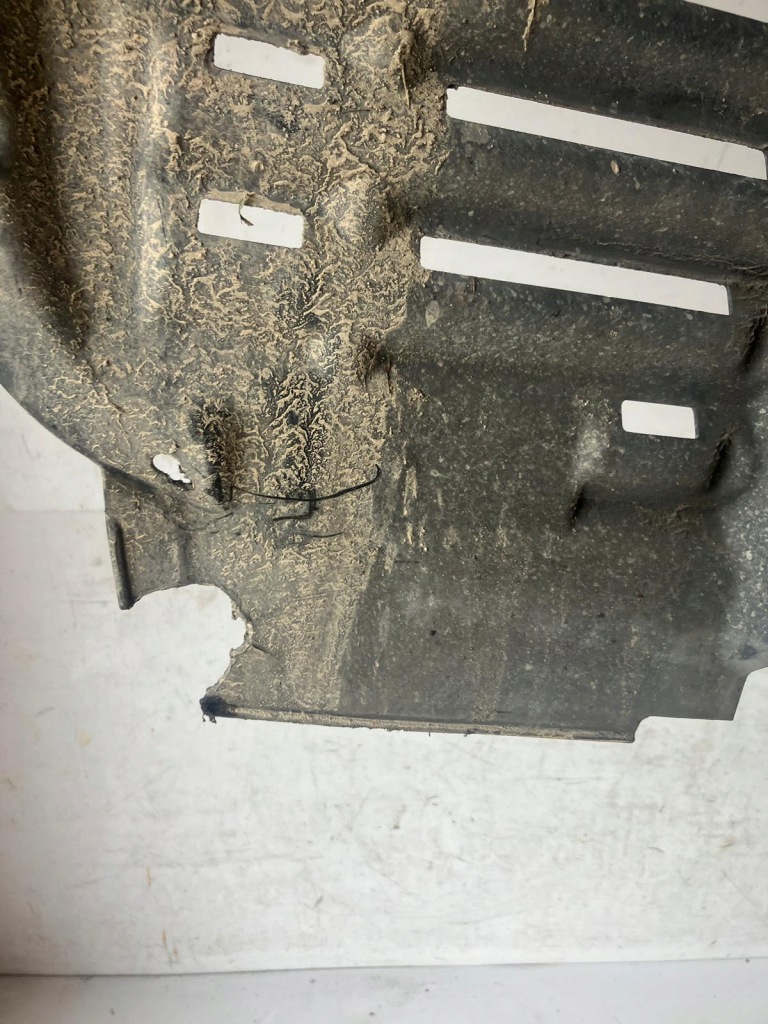 Підкрилок ліве перед peugeot 4007 Зі Шроту