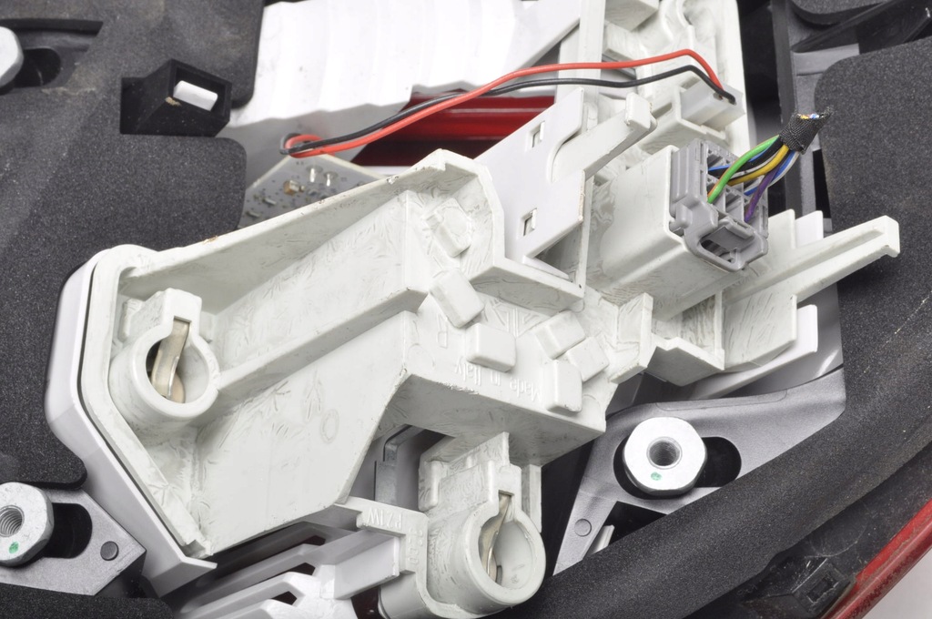 фото №7, Volvo s60 ii лампа правая задняя правый задняя 30796268