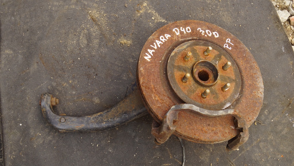 фото №6, Поворотний кулак правий перед nissan navara d40 3.0d
