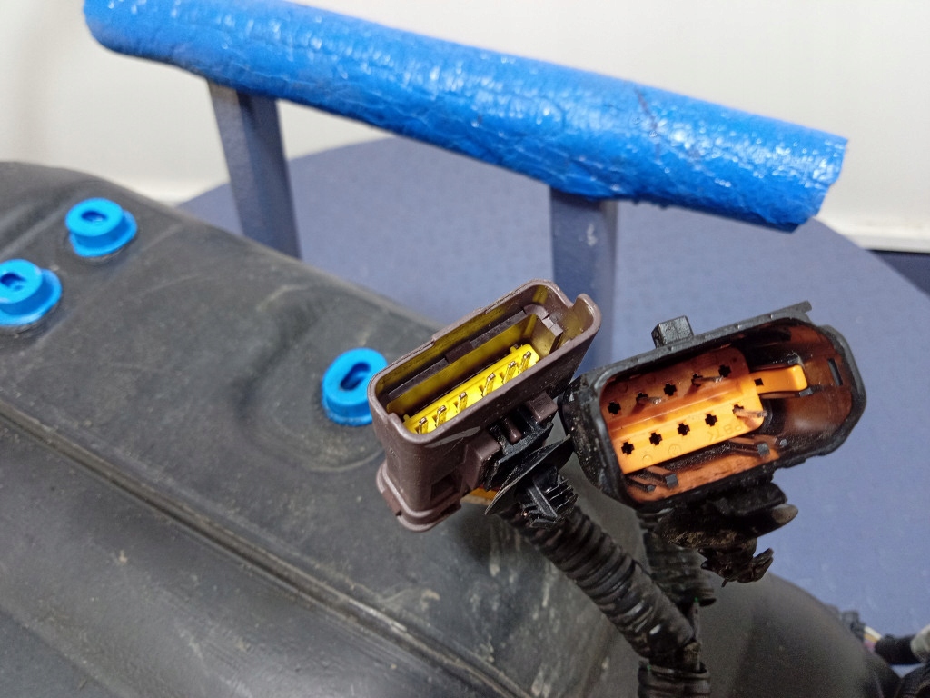 фото №7, Peugeot rifter berlingo iv 1.5 bluehdi бак bak топлива 9823357580