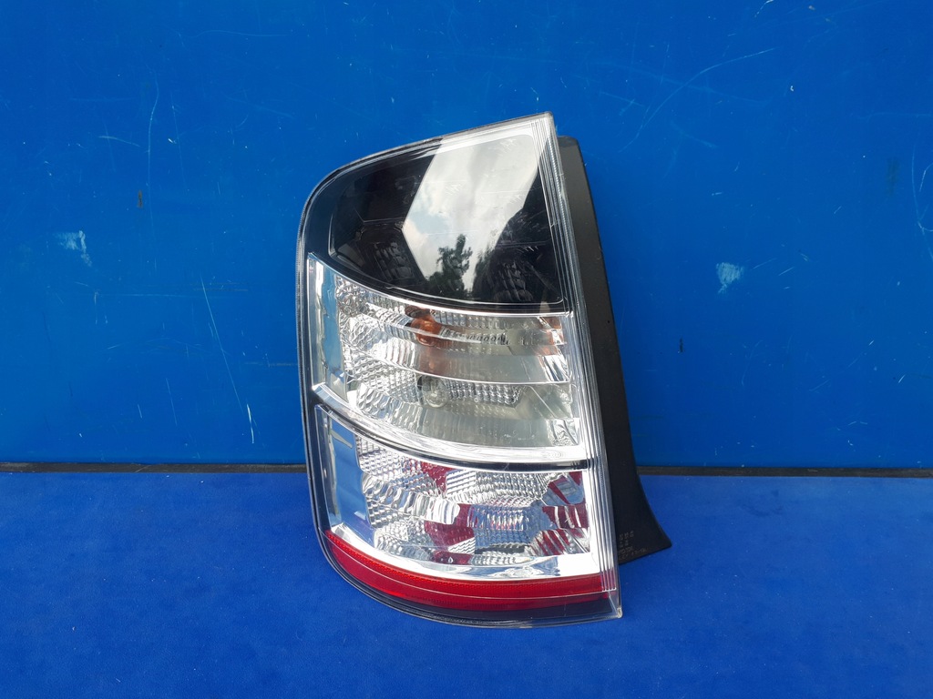 фото №1, Toyota prius ii 04-06 2004-2006 лампа задня ліва