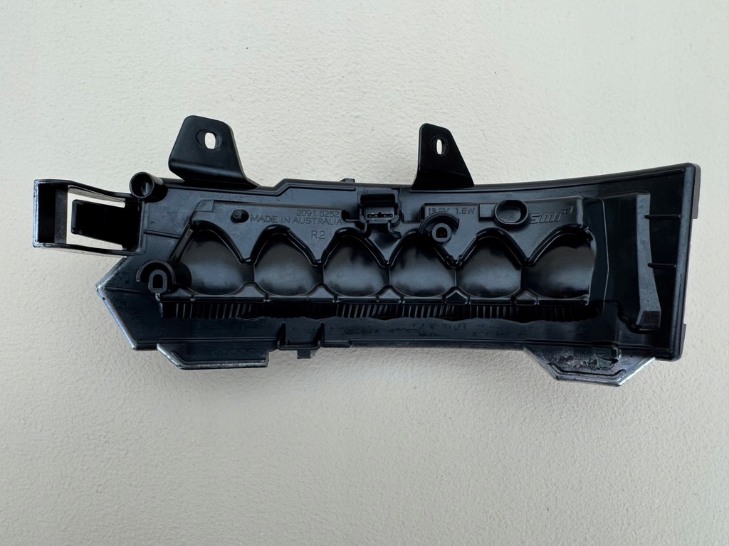 фото №11, Jaguar f-pace evoque velar лампа поворотник правый перед 2091.6252