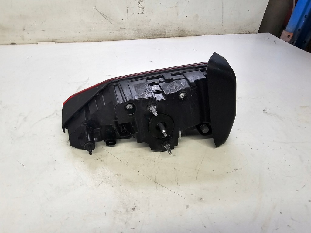 фото №6, Лампа правий задня w кришка audi a6 c8 4k5945076