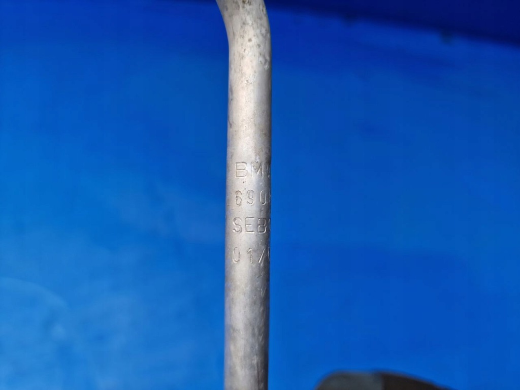 Шланг пабтрубок  трубка кондиционера bmw 3 m3 e46 6908908 8370623 с Разборки