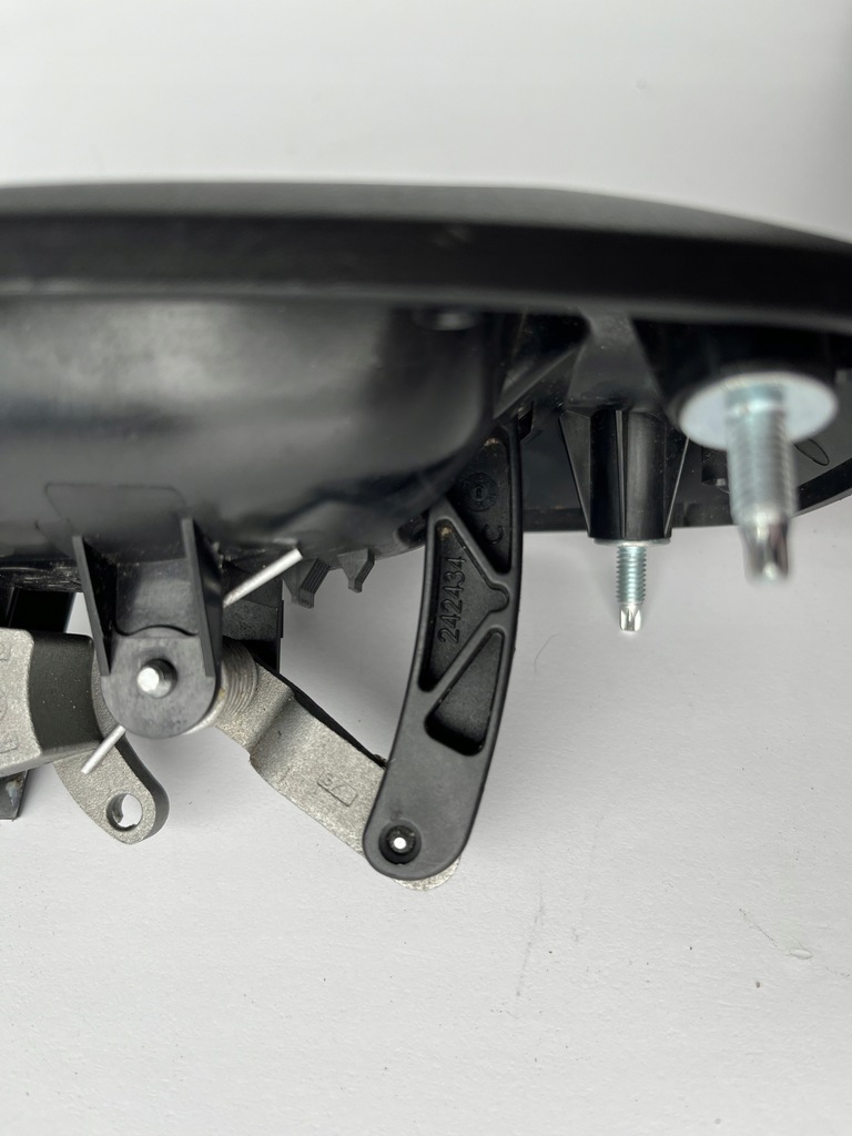 фото №7, Ручка дверь наружная правый перед iveco daily vi