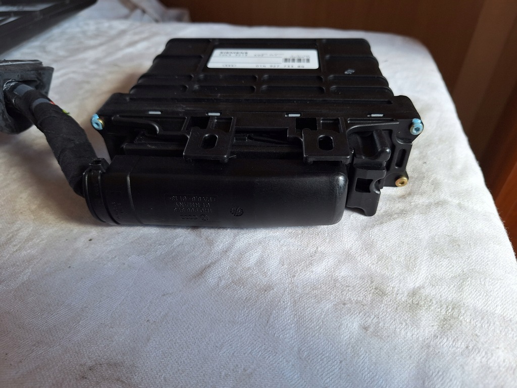 фото №8, Бортовой компьютер блок управления коробки передач vw passat b5 1,9tdi 5wk33213 01n927733bq