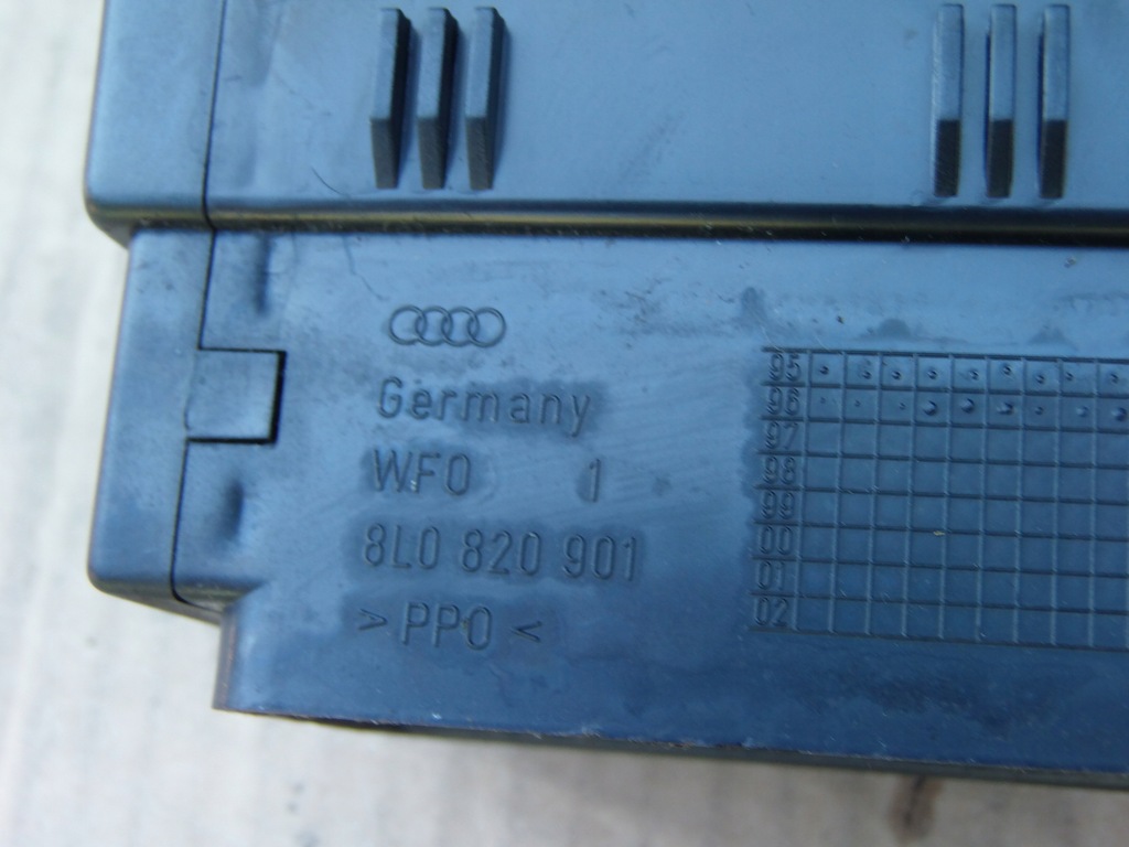 фото №7, Решётка обдув левая 8l0820901 audi a3 8l