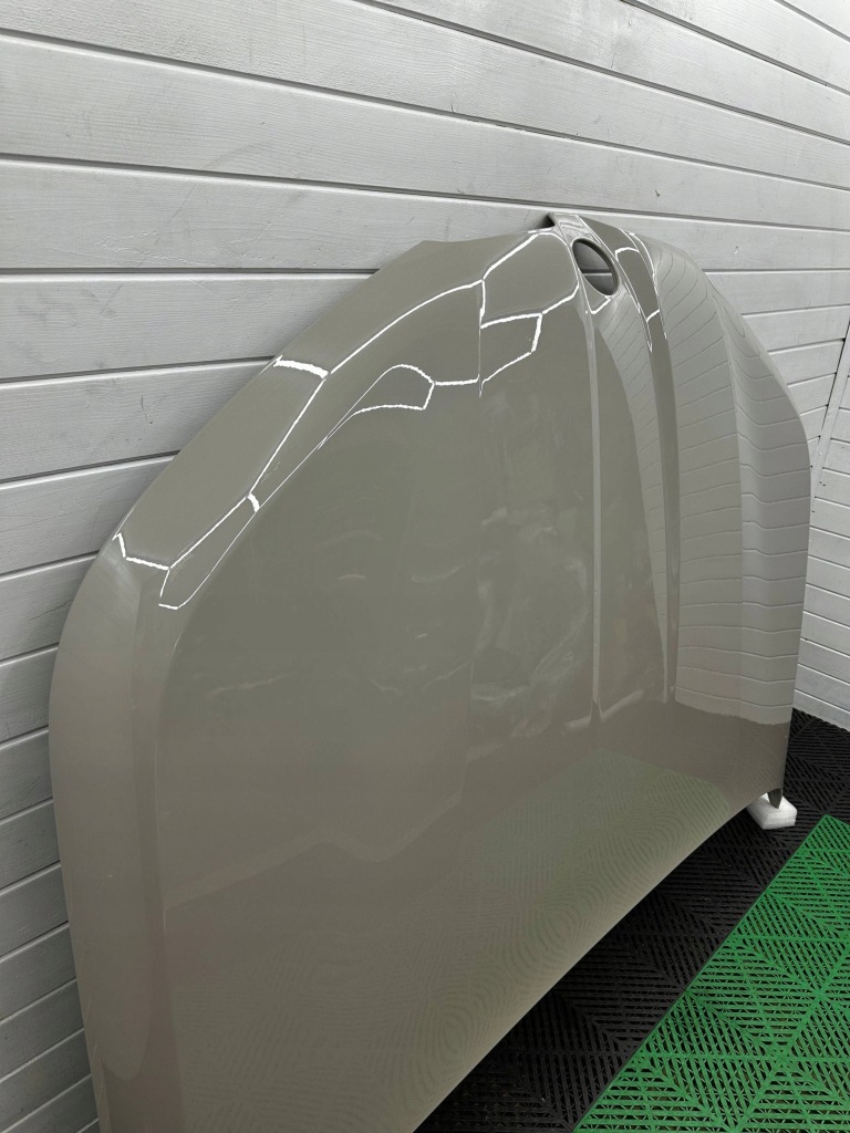 Капот перед bmw ix20 с Разборки